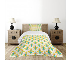 Queenbee with Crown Doodle Bedspread Set