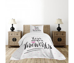 Hearts and Lipstick Bedspread Set