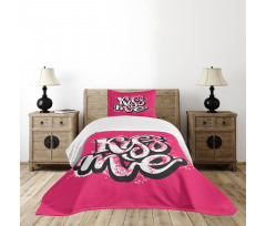 Modern Calligraphy Bedspread Set