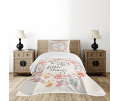 Flowers and Leaves Phrase Bedspread Set