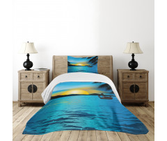 Calm Sunrise Fishing Boat Bedspread Set