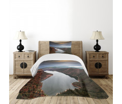 Mountain River Scenery Bedspread Set