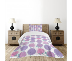 Detailed Flower Pattern Bedspread Set