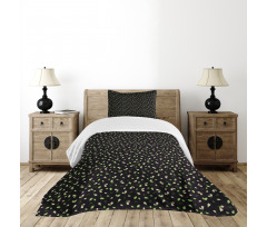 Rosebuds with Stems and Leaves Bedspread Set