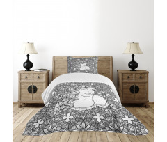 Young Lady with Wavy Hair Bedspread Set