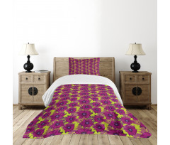 Contrast Pastel Petals Bedspread Set