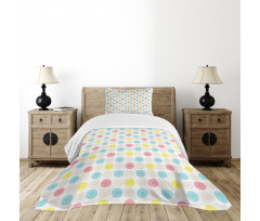 Symmetrical Whirlpool Bedspread Set