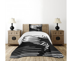 Monochrome Twister Design Bedspread Set