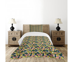 Abstract Soft Spring Foliage Bedspread Set