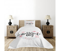 Floral Wreath Modern Text Bedspread Set