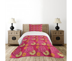 Big Blossoms Doodle Petals Bedspread Set