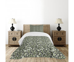 Flowers and Swirled Leaves Bedspread Set