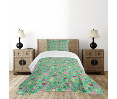 Teapots and Cups on Green Bedspread Set