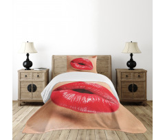 Juicy Lipstick Illustration Bedspread Set