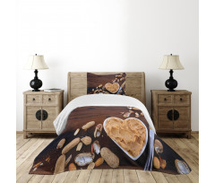 Wooden Vintage Table Bedspread Set