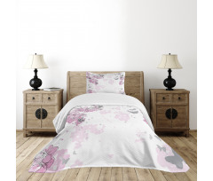 Spring Motif Outline Bedspread Set