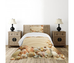 Blurry Ocean Seashells Sandy Bedspread Set