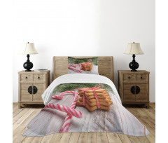 Bundles of Biscuits Tied Bedspread Set