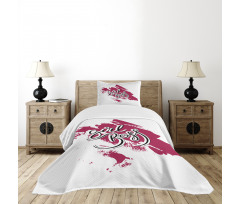 Wording on Paint Stroke Bedspread Set