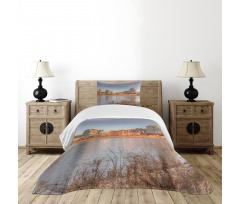 Vertical of City River Bedspread Set