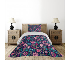 Vibrant Lily Bouquets Bedspread Set