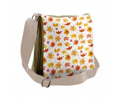 Fallen Maple Leaves Pattern Messenger Bag