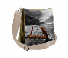 Rusty Vintage Beach Messenger Bag
