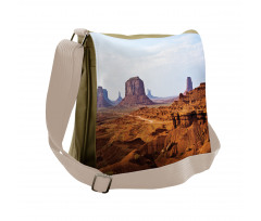 Merritt Butte Sandstones Messenger Bag