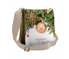 Holly Berries Star Messenger Bag