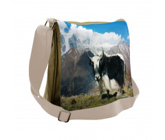 Bull Rural Mountains Messenger Bag