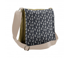 Simple Cartoon Giraffe Messenger Bag