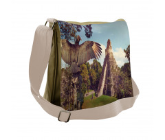 Neophron in Tikal Messenger Bag