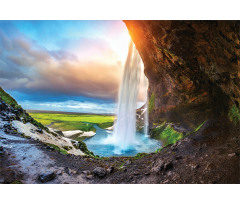 Seljalandsfoss Waterfall Aluminum Water Bottle