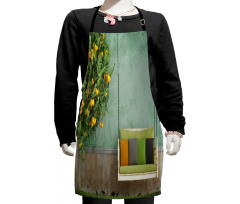 Wooden Swing in Garden Kids Apron