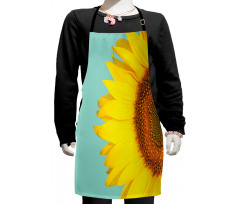 Close up Half Petal Kids Apron