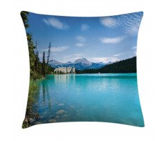 Canadian Lake Castle Pillow Cover