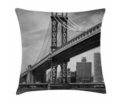 Bridge in New York City Pillow Cover