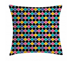 Interlinked Ogee Pattern Pillow Cover