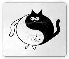 Ying Yang Black White Art Mouse Pad