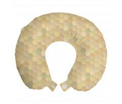 Geometrik  Boyun Yastığı Bej Tonlarında Altıgen Desenli Çizgili