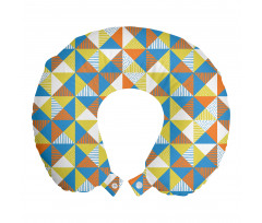 Geometrik Boyun Yastığı Rengarenk Üçgenlerden Kareler Desenli
