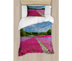 Flourishing Shibazakura Scene Duvet Cover Set