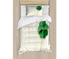 Close up Photo of Shamrock Duvet Cover Set