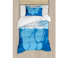 Tip of Frosty Form Showing Duvet Cover Set