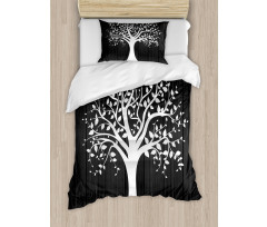 Tree with Many Leaves Duvet Cover Set