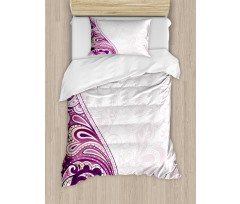 Swirled Petals Motif Duvet Cover Set