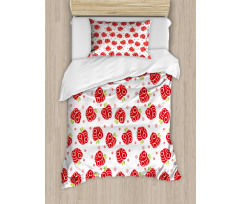Curved and Dotted Fruit Duvet Cover Set