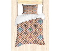 Motif in Vivid Rhombuses Duvet Cover Set