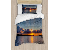 Sunset over Lake Horizon Duvet Cover Set