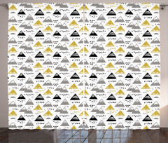 Mount Triangles Curtain